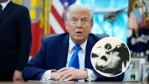 Donald Trump en een alien (kleine foto)