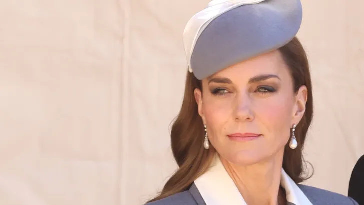 De royal-goedgekeurde accessoire die je garderobe direct meer allure geeft