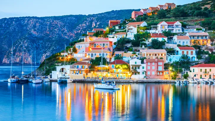 Altijd al een jacht willen huren? Ontdek de best bewaarde geheimen voor een betaalbare en luxe zeilvakantie binnen Europa.