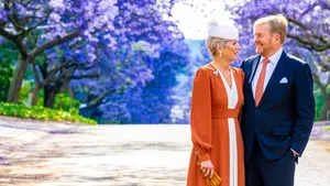 De waarheid achter de paleismuren: intimi onthullen de geheimen en crises van koning Willem-Alexander en koningin Máxima in een onthullende nieuwe documentaire.