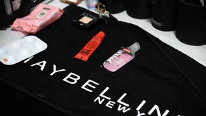 100 jaar Maybelline