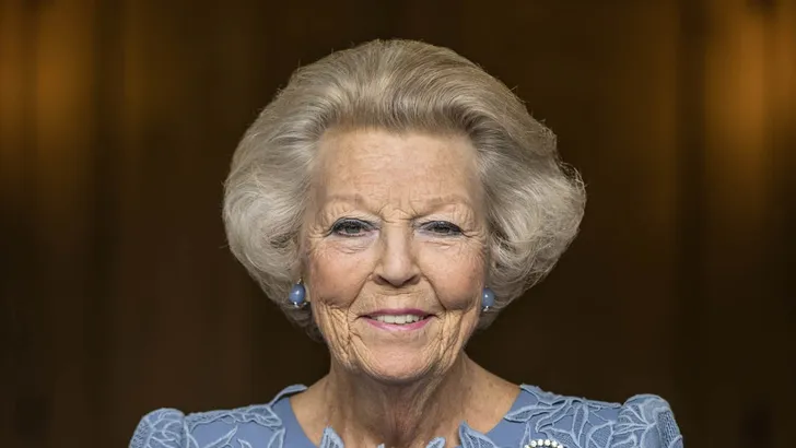 Zien: nieuwe foto's van prinses Beatrix