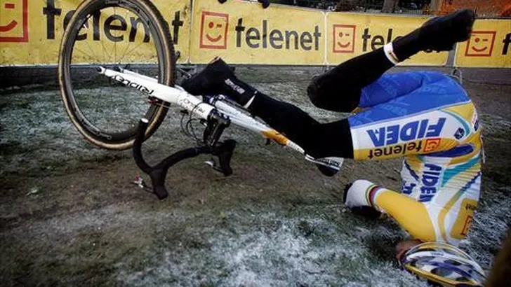 Nek Wellens zwaar gekneusd na val in Gieten