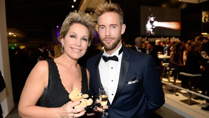 Lief! Charly Luske en zoon lijken zoveel op elkaar dat je bijna geen verschil ziet