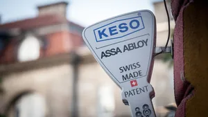 Het logo van Assa Abloy.