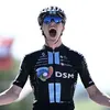 Tour de Suisse | Team DSM-toptalent Andreas Leknessund soleert naar dagzege, nummer twee Bettiol denkt dat hij wint