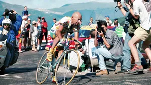 Retro: Pantani legt fundament voor dubbel Giro-Tour op Plateau de Beille