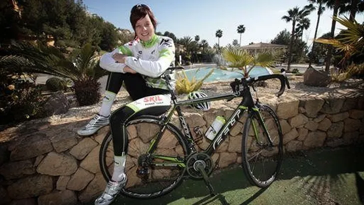 Visser pleit voor meer grote vrouwenkoersen (video)