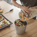 Making compost from vegetable leftovers