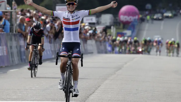Elizabeth Deignan de snelste in GP de Plouay