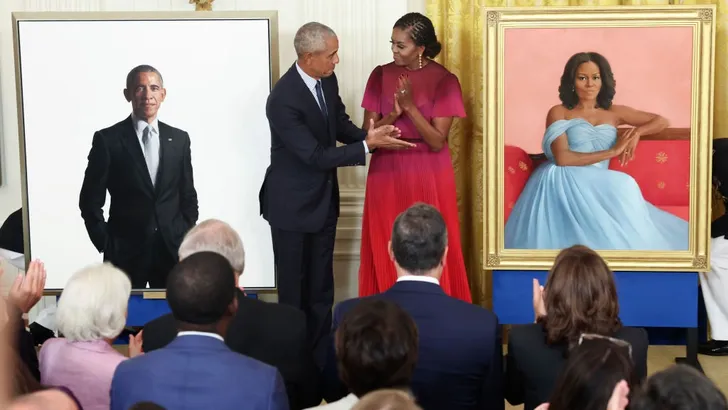 Portretten Barack en Michelle Obama krijgen plekje in Witte Huis 