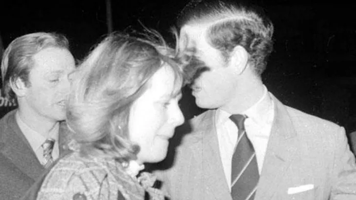 Wie gaat Camilla spelen in The Crown? 
