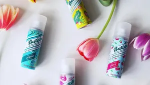 Win een fijne mini droogshampoo van Batiste! 