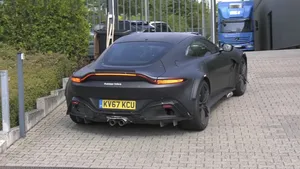 Aston Martin laat allerlaatste V12 horen