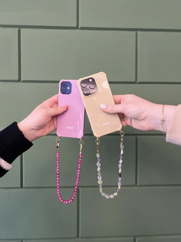 Roze en zachtgeel hoesje van Ateljé