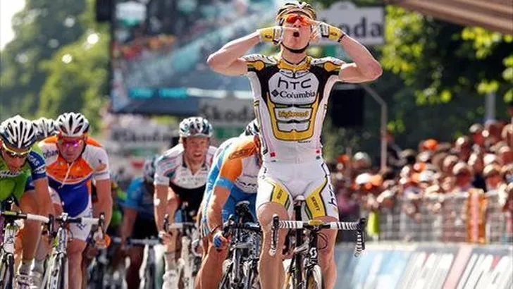 GIRO: Greipel verslaat het hele pak
