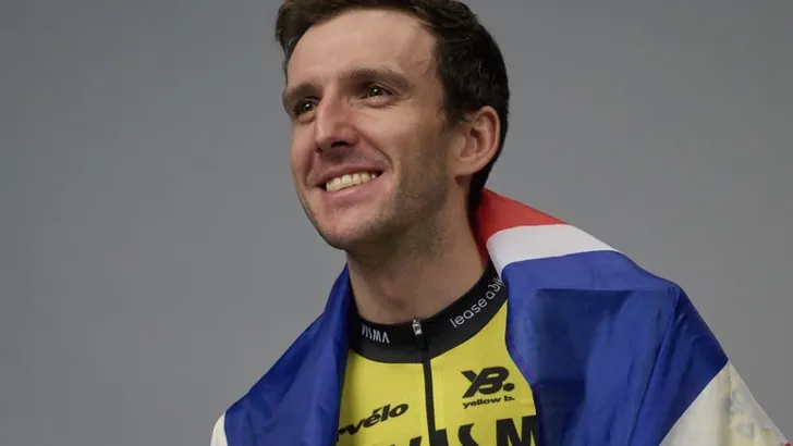 simon yates, een van de aanwinsten van visma | lease a bike