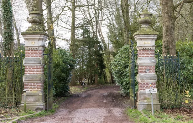 De ingang van Landgoed De Braak