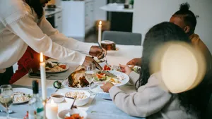 Diners, spelletjes, feesten, familie-avonden of wijnen met vriendinnen: je eettafel is een centrale plek in je huis.