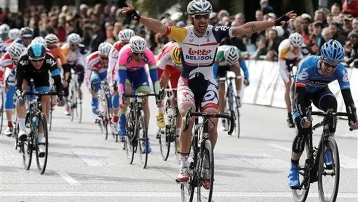 Dehaes sprint naar de zege op Mallorca
