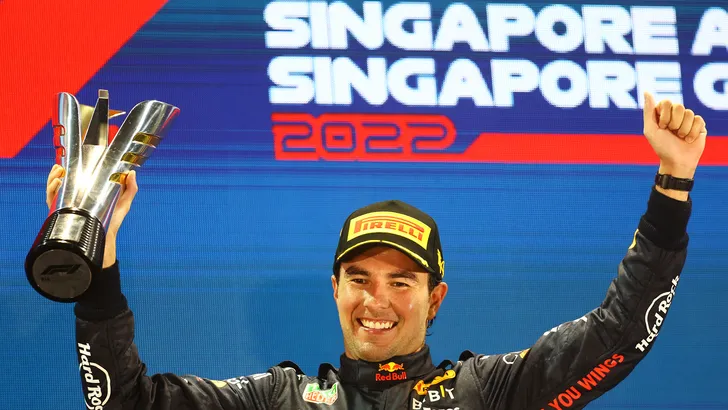 Sergio Perez houdt het hoofd koel in Singapore!