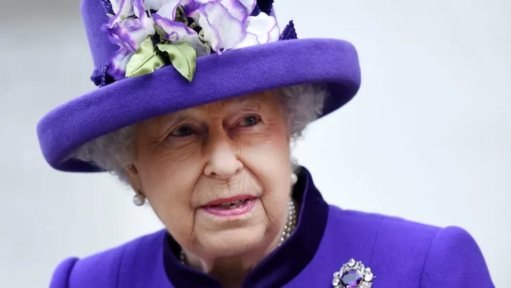 Net binnen: Queen Elizabeth doet stapje terug