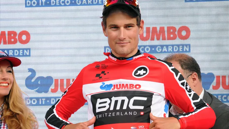 Giro d'Italia: Dillier zwemt naar winst in Terme Luigiane