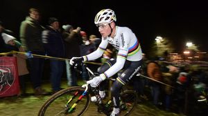 Propvolle kalender dit najaar? 'Zend de cross direct na de klassiekers uit'