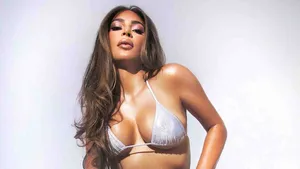 Kim Kardashian in bikini voor 40ste verjaardag