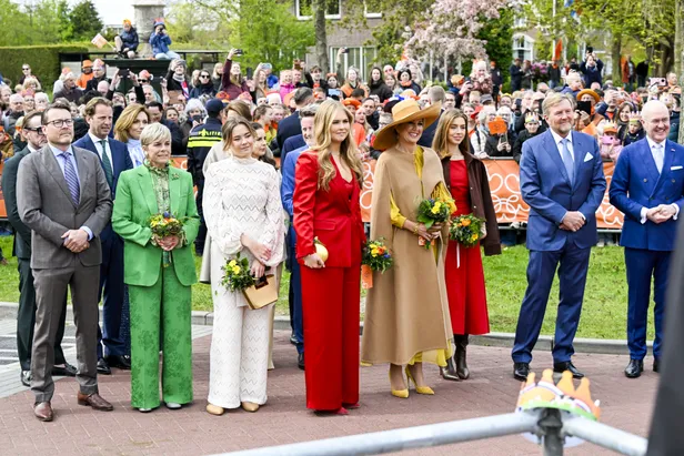 Naast het Koninklijk Gezin was natuurlijk ook de rest van het Koninklijk Gezelschap aanwezig.