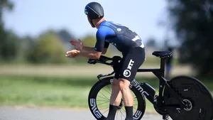 Campenaerts na BK tijdrijden: 'Van Aert is top 3 van de wereld'