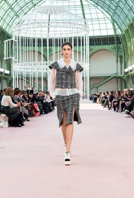 Paris Fashion Week: Chanel's SS25-show