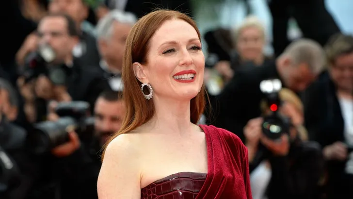 Julianne Moore: ginger icon