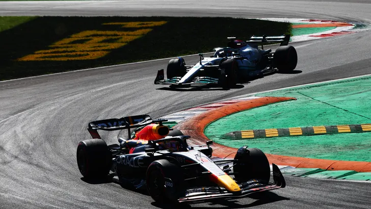 Mercedes engineer vindt races veel te voorspelbaar dankzij Red Bull
