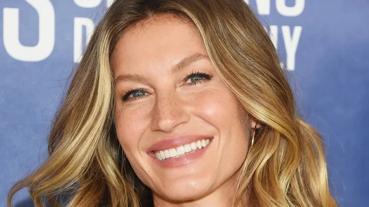 Wat Gisele Bündchen aan haar gezicht heeft laten doen