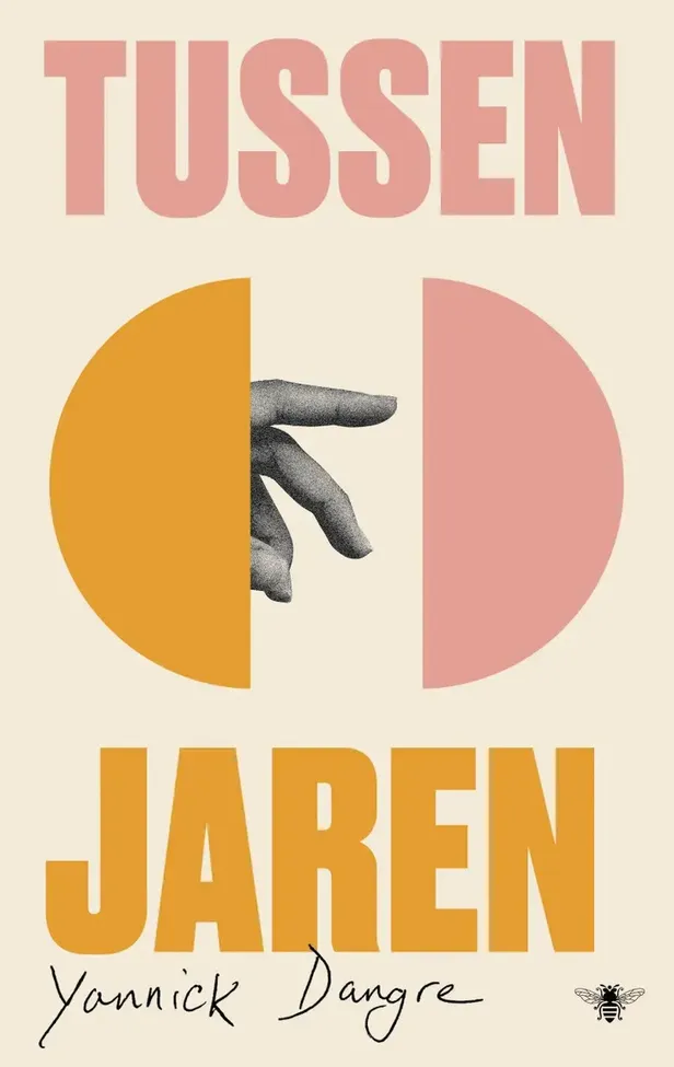 Tussenjaren is nu verkrijgbaar bij de boekhandel