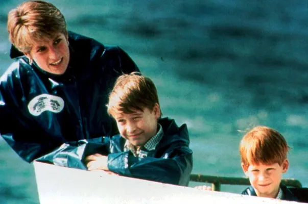 Met Diana en Harry op het water.
