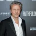 Daan Schuurmans bij de première van Faithfully Yours