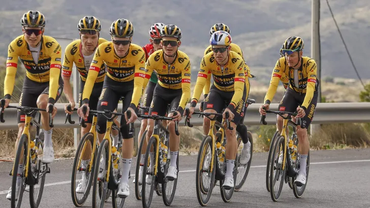 Wintertraining team Jumbo - Visma in Alicante 2023