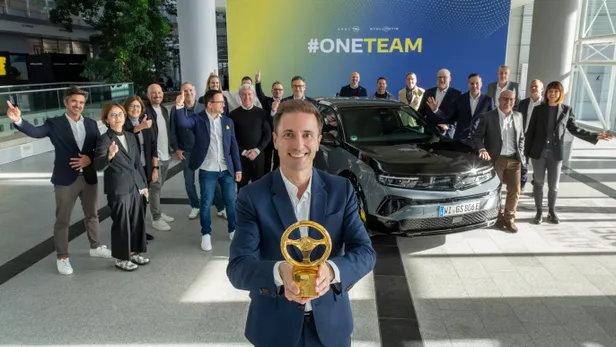 Nieuwe Opel Mokka GSE wint 'Gouden Stuurwiel 2025'