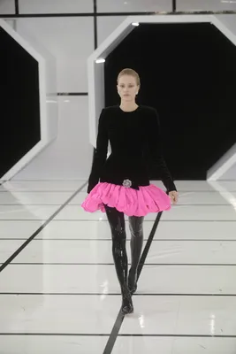 Richard Quinn Catwalk.