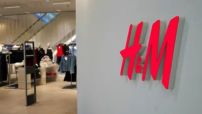 Deze items van H&M x WARDROBE.NYC staan hoog op onze wishlist