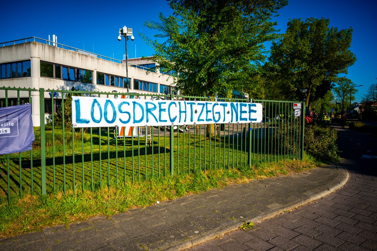 Loosdrechter (49) krijgt taakstraf na uit de hand gelopen asielprotest: ‘Je staat er wel voor je kin