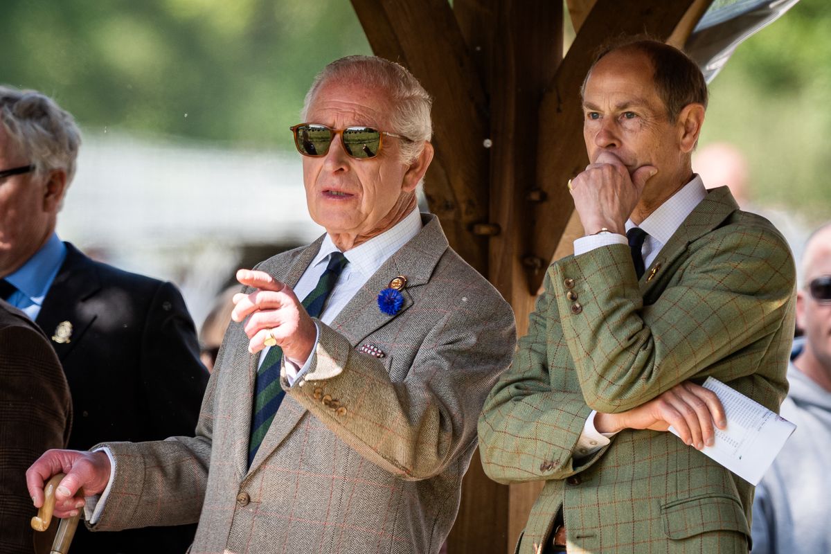 Zien: Charles en Edward zetten traditie van hun moeder in stijl voort