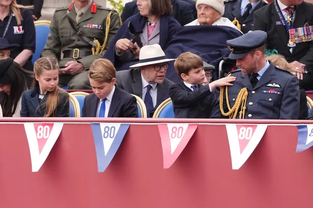 Prinses Charlotte, prins George, prins Louis en prins William.