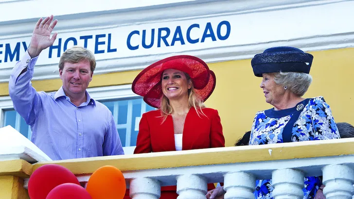 Máxima en Beatrix: throwback naar de Caribbean