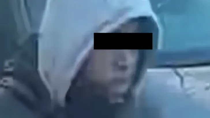 Seriemoordenaar Sendric S. (24) bekent naast doodschieten drie willekeurige mensen ook steekpartij