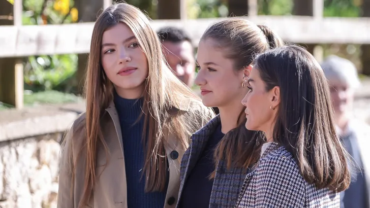 Prinses Sofía, prinses Leonor en koningin Letizia
