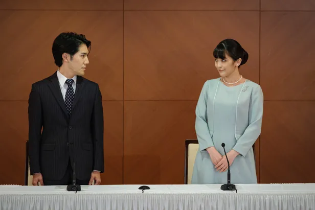 Veranderde regels rond Japanse troonsopvolging: archieffoto van prinses Mako en Rei Komuro bij de aankondiging van hun verloving, 2021.