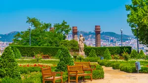 Waarom locals dit verborgen neoklassieke park als hun mooiste najaarsgeheim bewaren